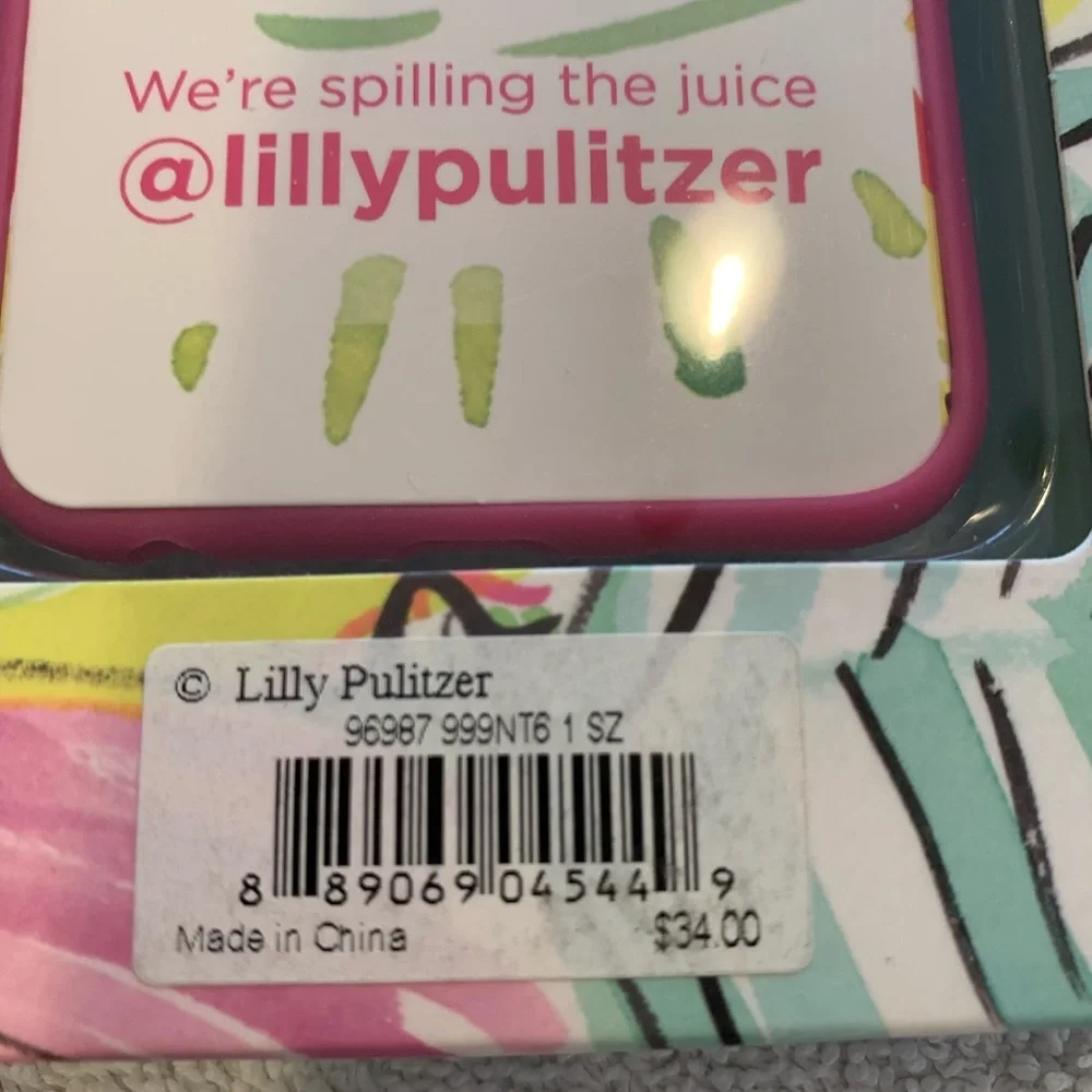 Lilly Pulitzer Apple iPhone Cover. Cover for iPhone6/6s. New in box. - Picture 6 of 7